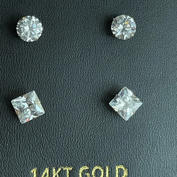 14KT Gold Round and Square Stud Earrings - Picture 3 of 9